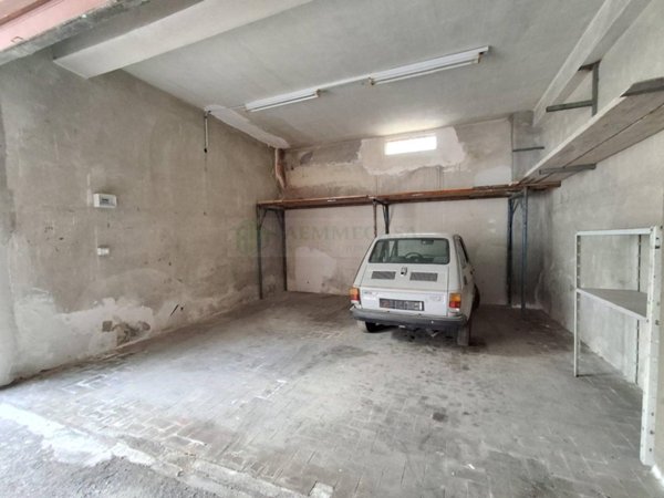 box auto in vendita a Catania in zona Canalicchio