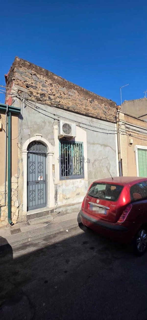 casa indipendente in vendita a Catania in zona Picanello