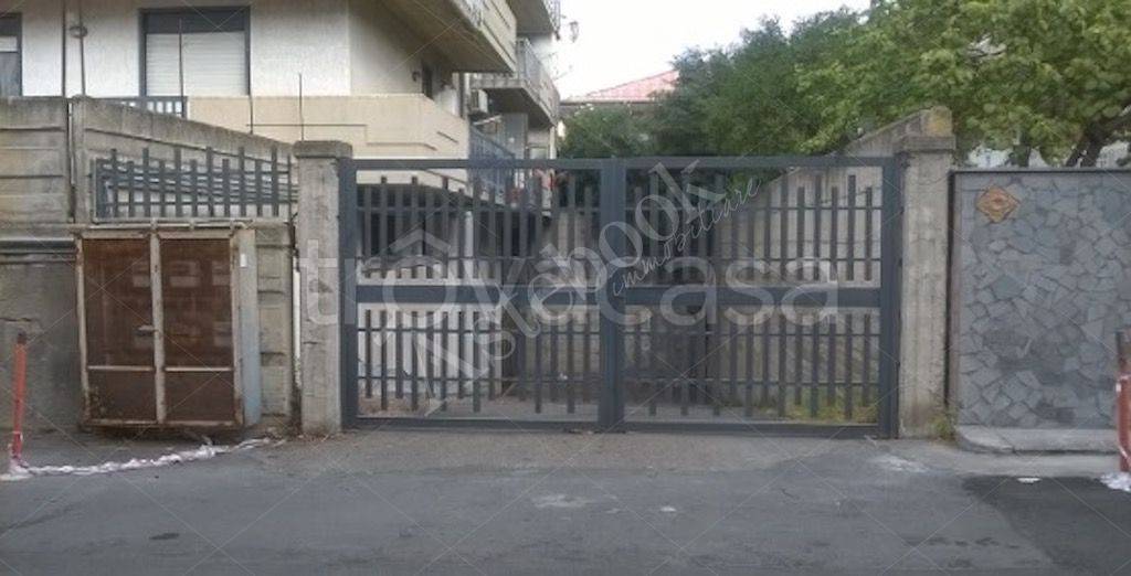 appartamento in vendita a Catania in zona Barriera del Bosco