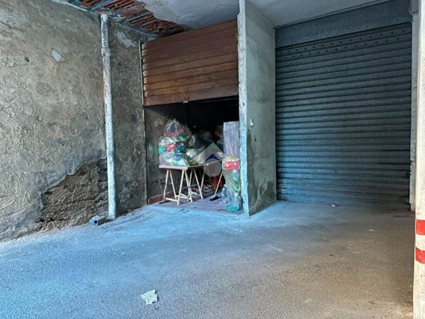 box auto in vendita a Catania in zona Picanello