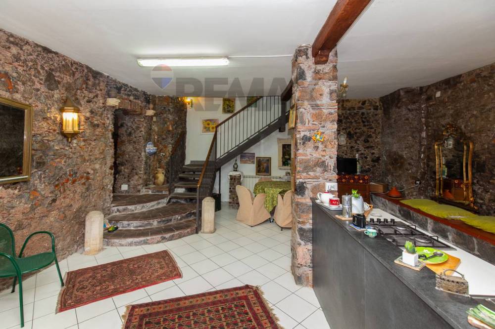 appartamento in vendita a Catania in zona Centro Storico