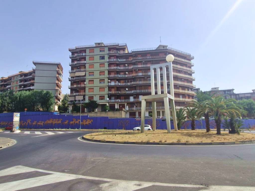 appartamento in vendita a Catania in zona Villaggio Sant'Agata