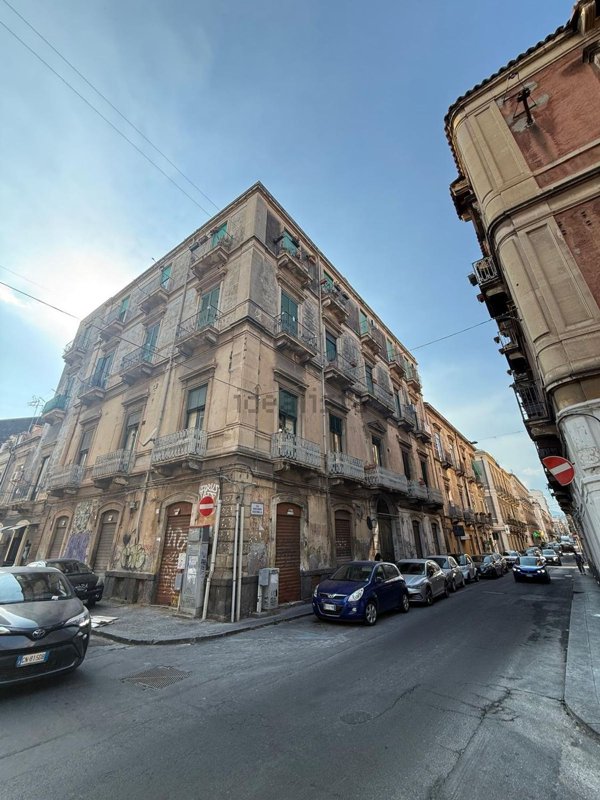 appartamento in vendita a Catania in zona Centro Storico
