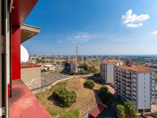appartamento in vendita a Catania in zona Villaggio Sant'Agata