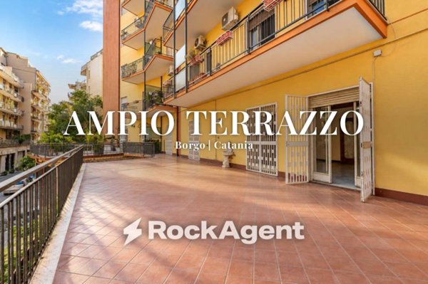 appartamento in vendita a Catania in zona Centro Storico
