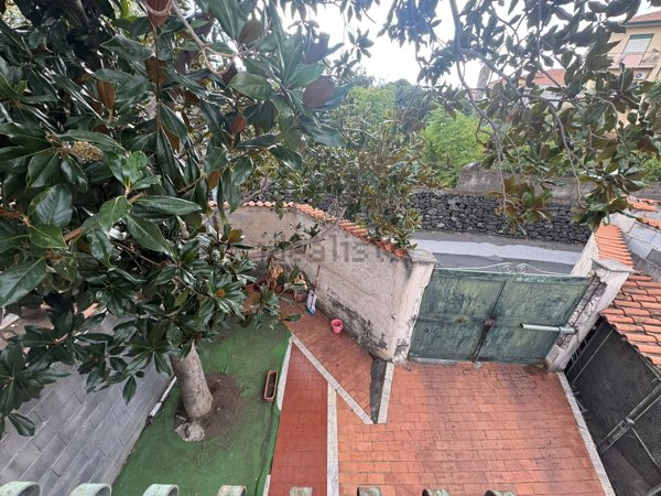 casa indipendente in vendita a Catania in zona Trappeto