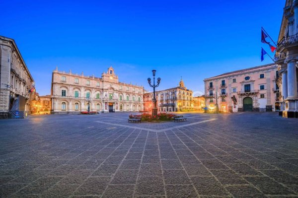 appartamento in vendita a Catania in zona Centro Storico
