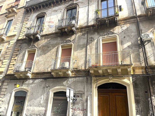 appartamento in vendita a Catania in zona Centro Storico