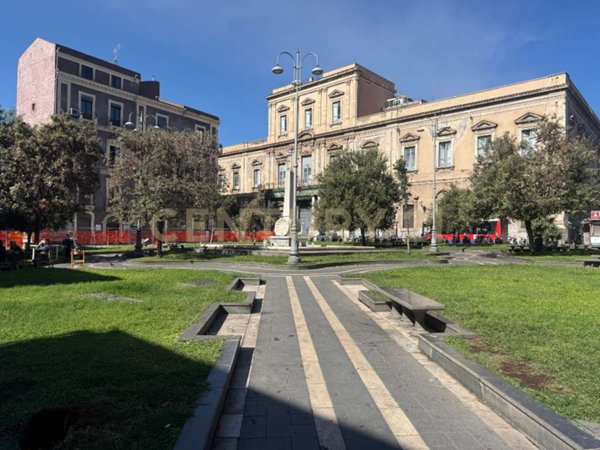 appartamento in vendita a Catania in zona Centro Storico