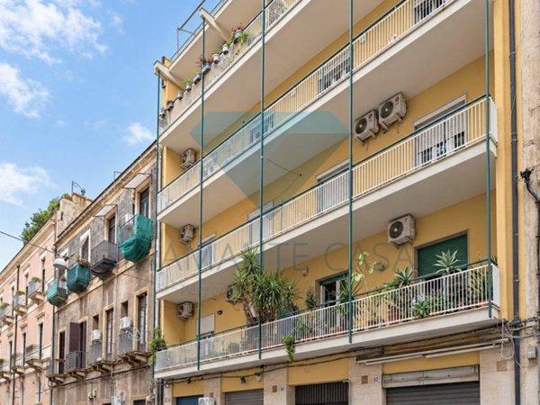 appartamento in vendita a Catania in zona Picanello