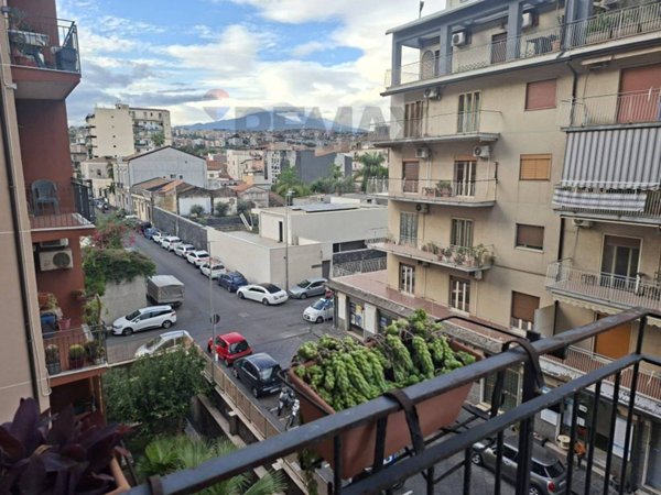 appartamento in vendita a Catania in zona Picanello