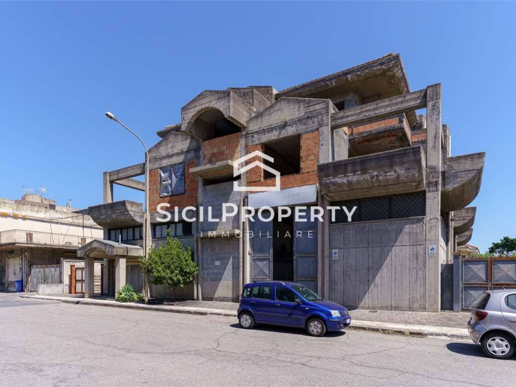 terreno edificabile in vendita a Fiumefreddo di Sicilia