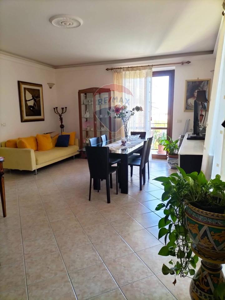 appartamento in vendita a Fiumefreddo di Sicilia