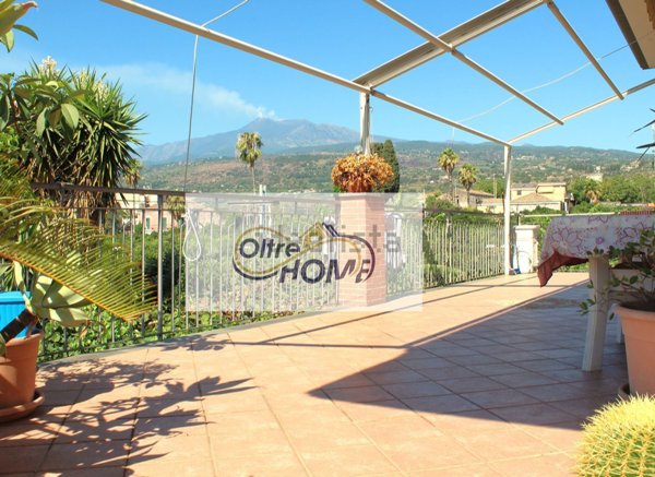 casa indipendente in vendita a Fiumefreddo di Sicilia
