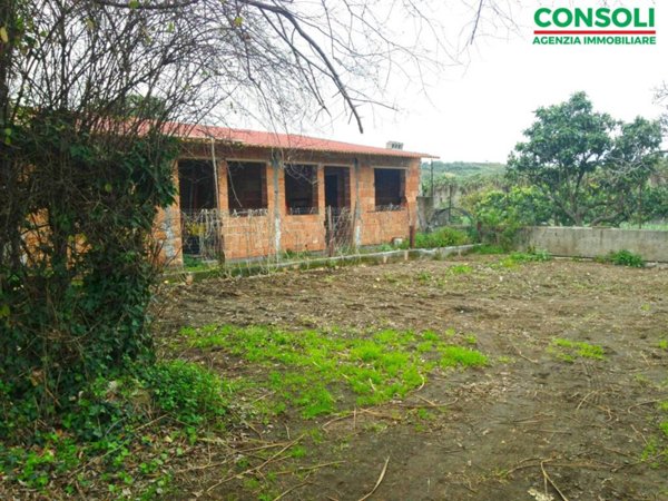 casa indipendente in vendita a Fiumefreddo di Sicilia