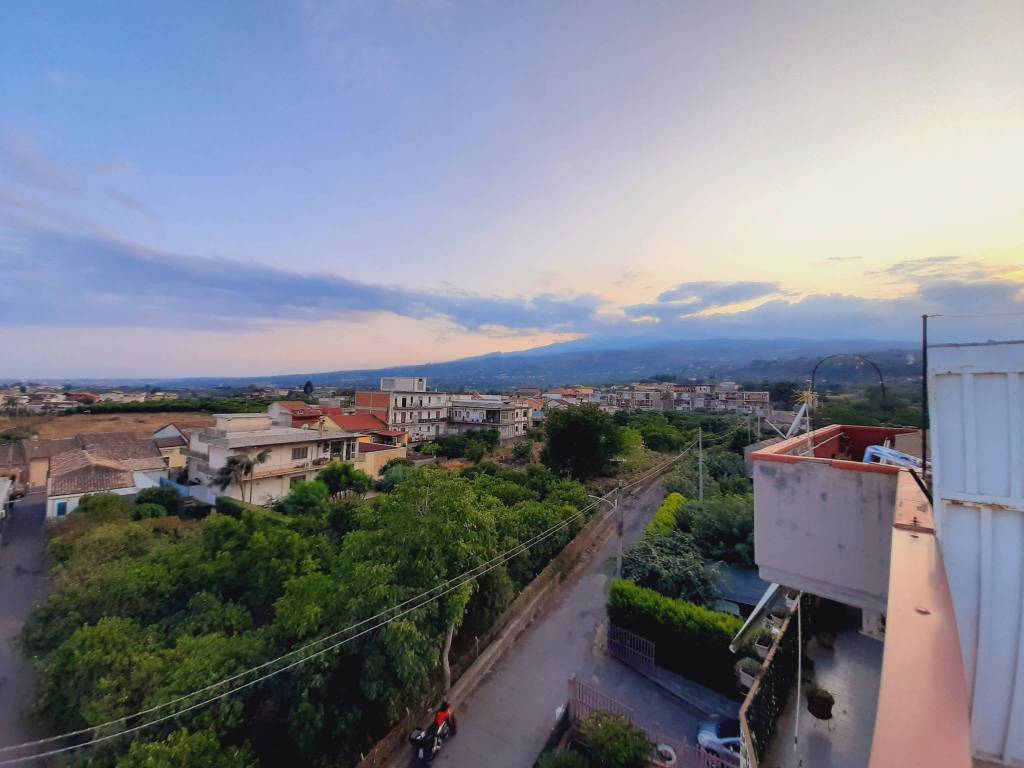 appartamento in vendita a Fiumefreddo di Sicilia