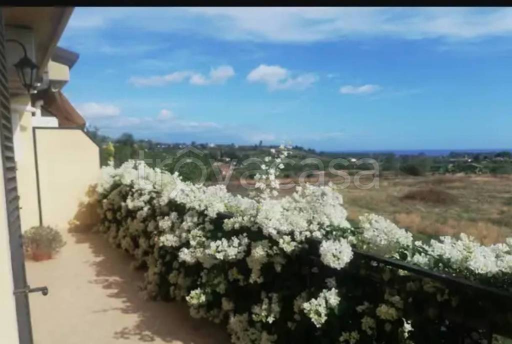 casa indipendente in vendita a Fiumefreddo di Sicilia