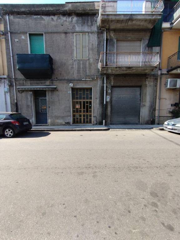 casa indipendente in vendita a Fiumefreddo di Sicilia