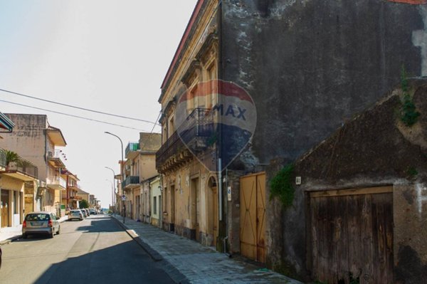 appartamento in vendita a Fiumefreddo di Sicilia