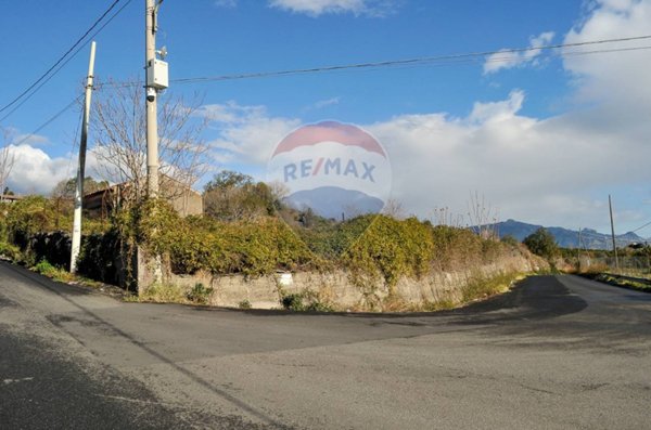 casa indipendente in vendita a Fiumefreddo di Sicilia in zona Diana