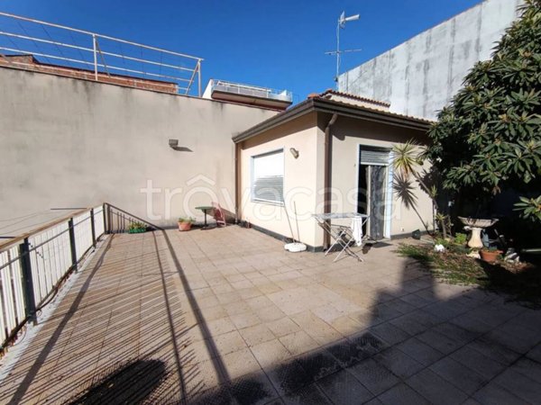 casa indipendente in vendita a Fiumefreddo di Sicilia