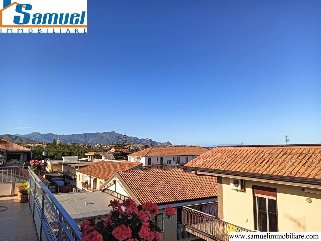 appartamento in vendita a Fiumefreddo di Sicilia