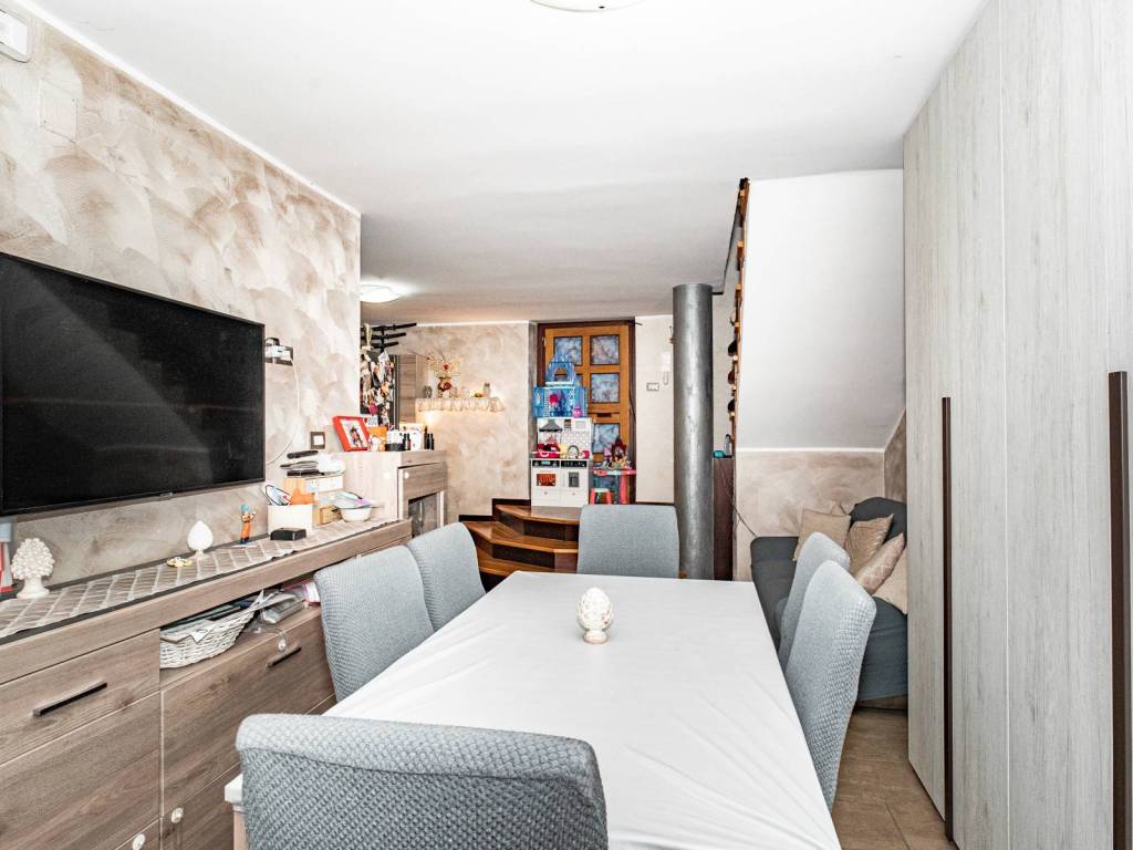 casa indipendente in vendita a Fiumefreddo di Sicilia
