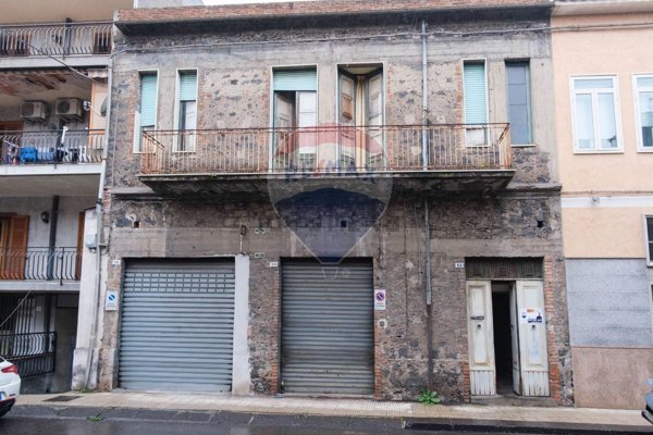 casa indipendente in vendita a Fiumefreddo di Sicilia