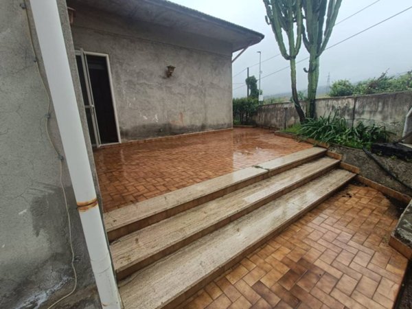 casa indipendente in vendita a Fiumefreddo di Sicilia