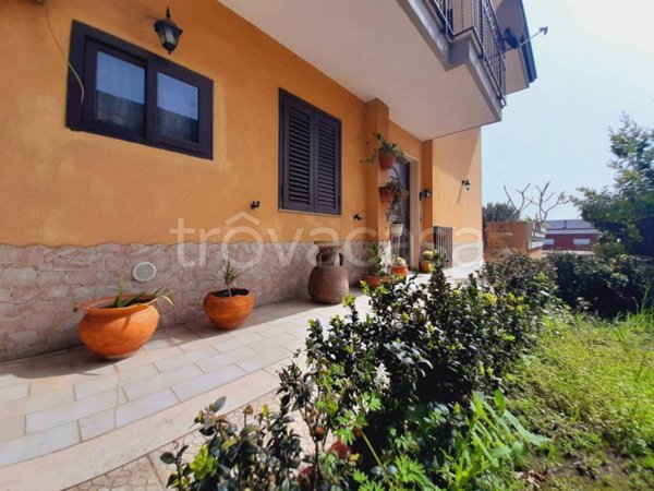 casa indipendente in vendita a Fiumefreddo di Sicilia