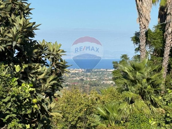 terreno agricolo in vendita a Fiumefreddo di Sicilia