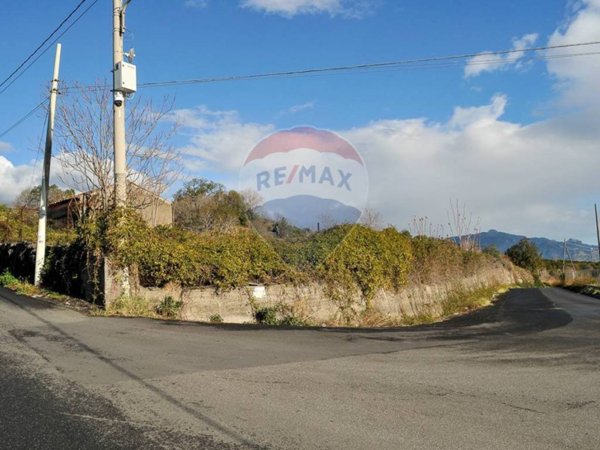terreno agricolo in vendita a Fiumefreddo di Sicilia