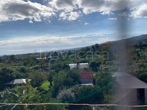 appartamento in vendita a Fiumefreddo di Sicilia in zona Feudogrande