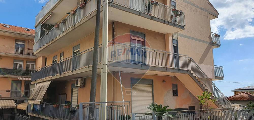 appartamento in vendita a Fiumefreddo di Sicilia