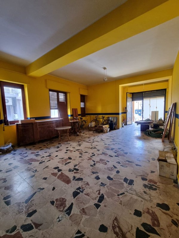 locale commerciale in vendita a Fiumefreddo di Sicilia