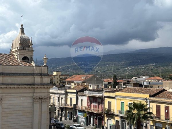 casa indipendente in vendita a Fiumefreddo di Sicilia