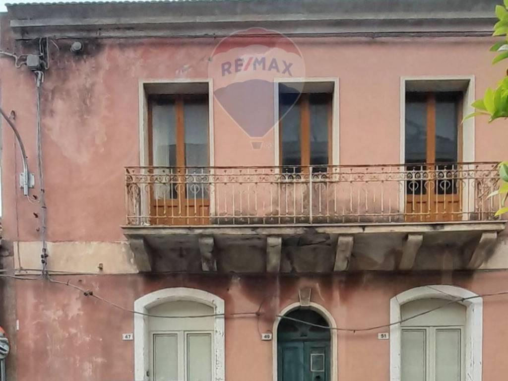 casa indipendente in vendita a Fiumefreddo di Sicilia