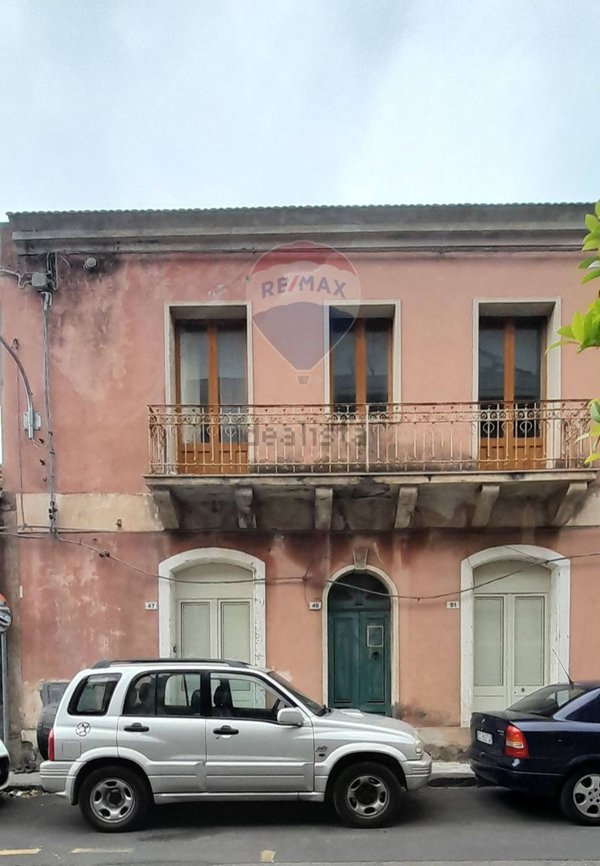 casa indipendente in vendita a Fiumefreddo di Sicilia