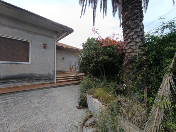 casa indipendente in vendita a Fiumefreddo di Sicilia