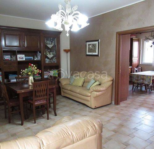 casa indipendente in vendita a Fiumefreddo di Sicilia