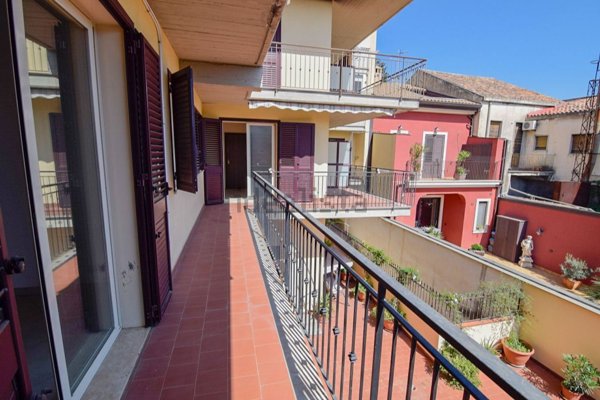 appartamento in vendita a Fiumefreddo di Sicilia