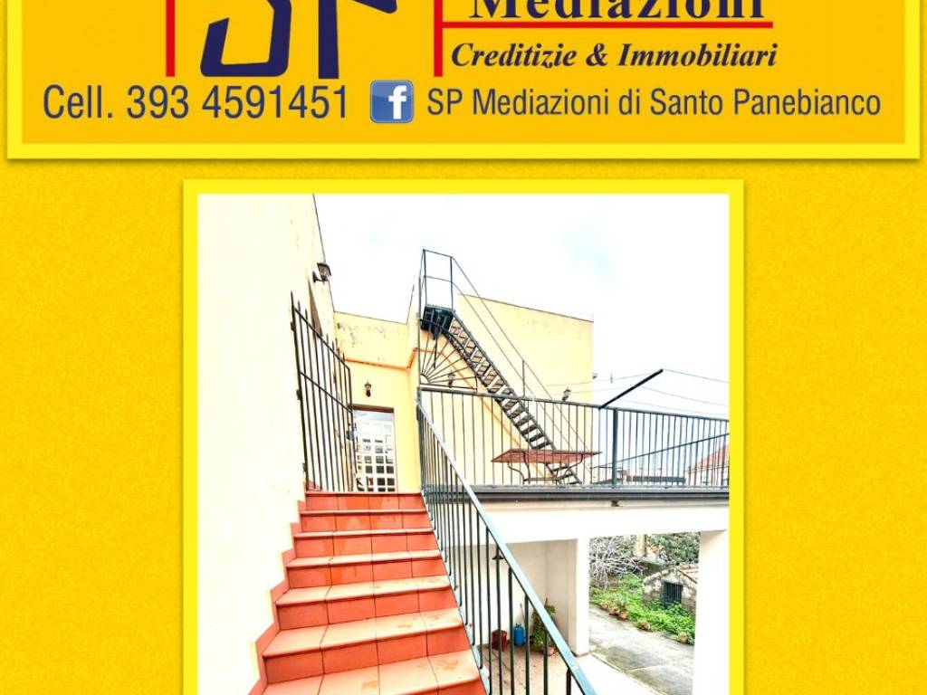 casa indipendente in vendita a Fiumefreddo di Sicilia