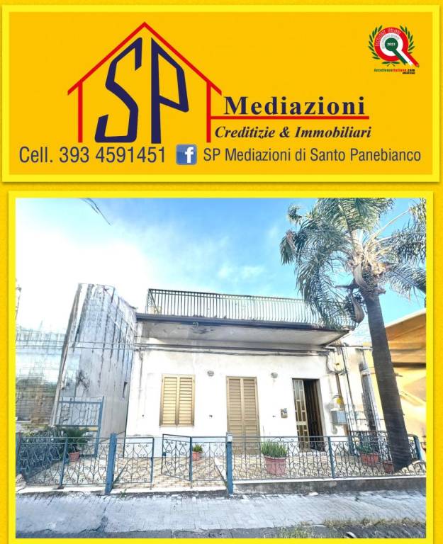 casa indipendente in vendita a Fiumefreddo di Sicilia