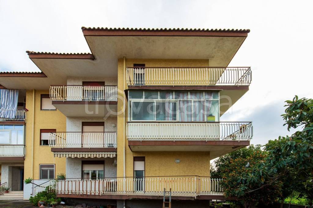 appartamento in vendita a Fiumefreddo di Sicilia