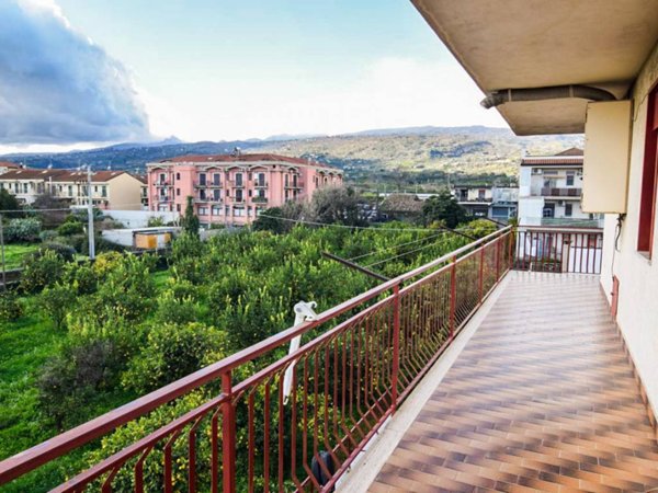 appartamento in vendita a Fiumefreddo di Sicilia