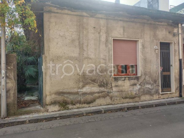 casa indipendente in vendita a Fiumefreddo di Sicilia