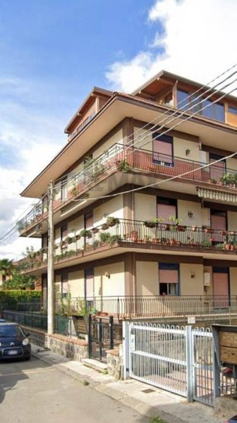 appartamento in vendita a Fiumefreddo di Sicilia