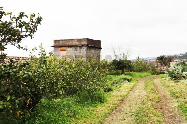 terreno agricolo in vendita a Fiumefreddo di Sicilia in zona Civì