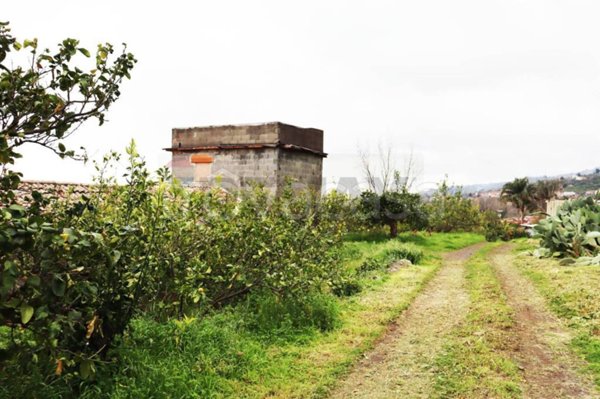 terreno agricolo in vendita a Fiumefreddo di Sicilia in zona Civì