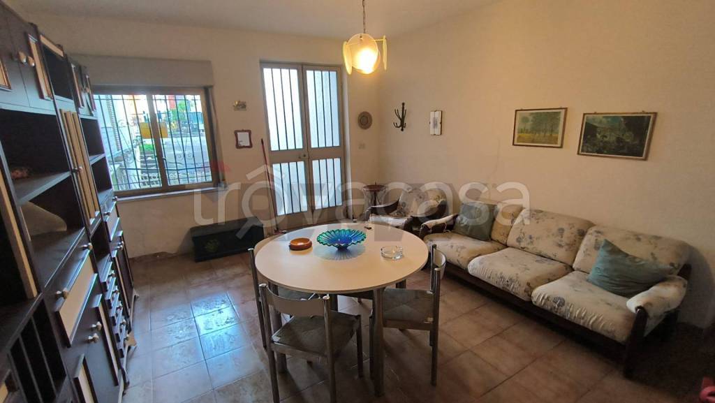 appartamento in vendita a Fiumefreddo di Sicilia